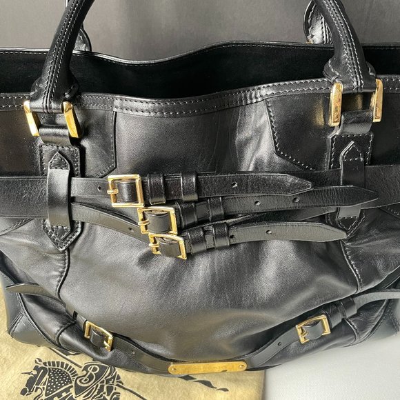 Burberry Black Leather Shoulder Bag - Picture 2 of 16